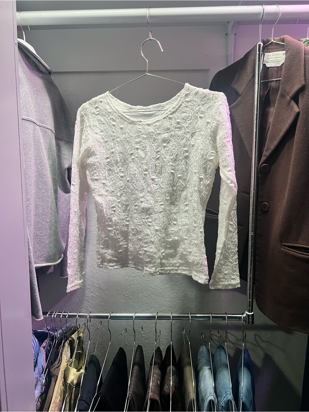 Women's White Lace Long-Sleeve Top